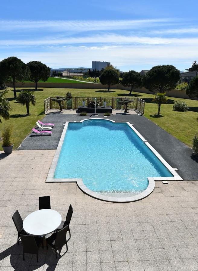 Sous Les Pins Hotel Étoile-sur-Rhône Eksteriør billede