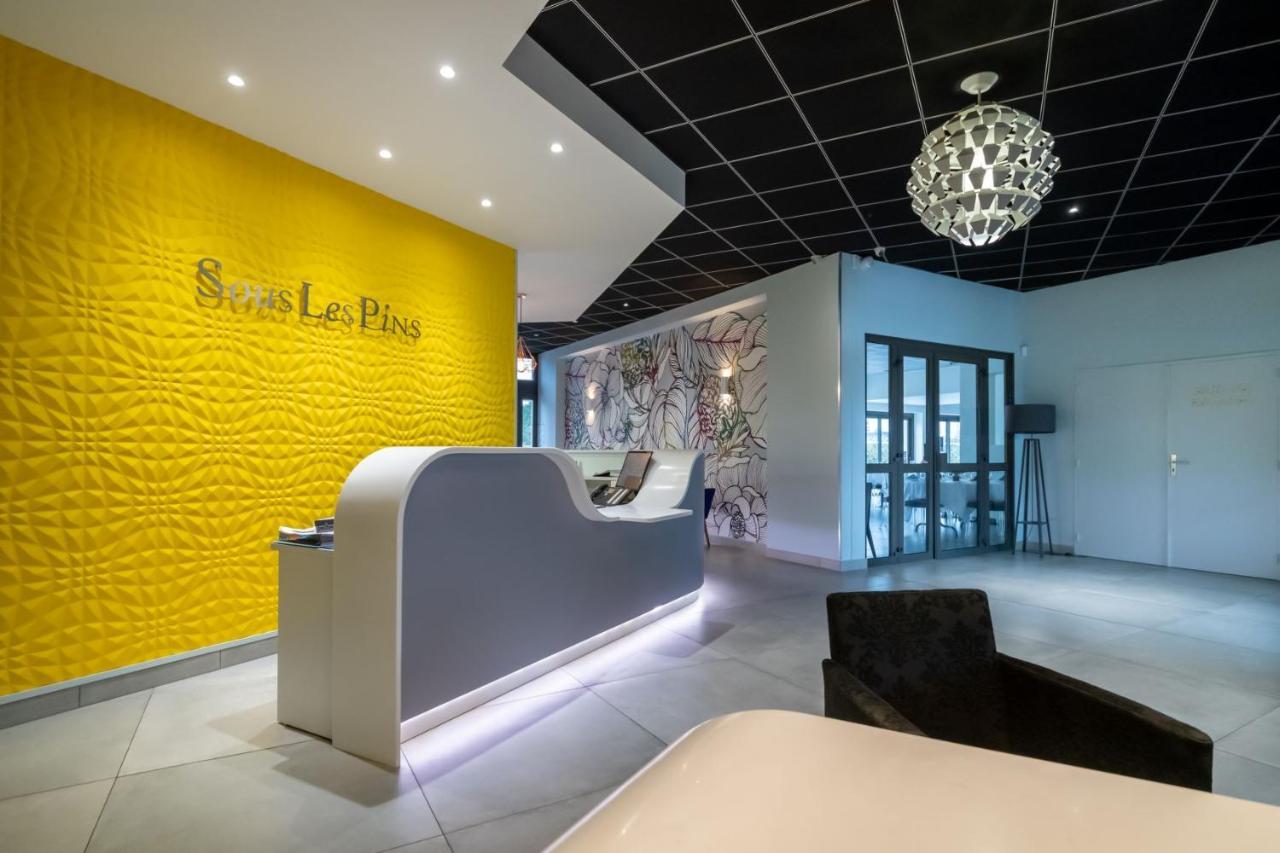 Sous Les Pins Hotel Étoile-sur-Rhône Eksteriør billede